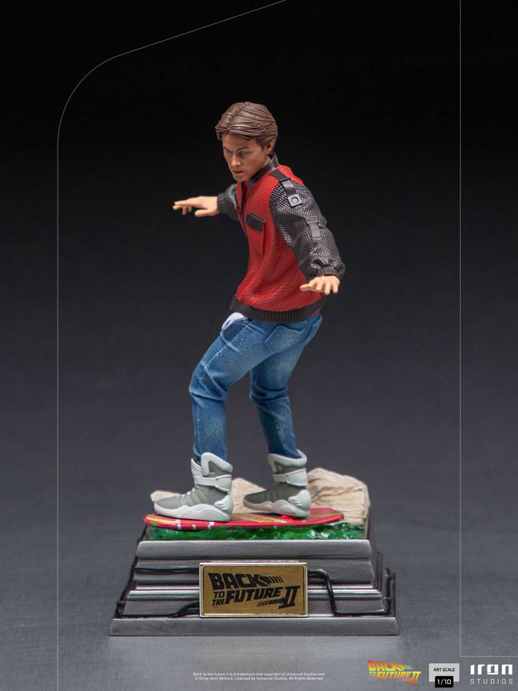 Zurück in die Zukunft: Marty McFly on Hoverboard & Marty and Doc at the  Clock 1/