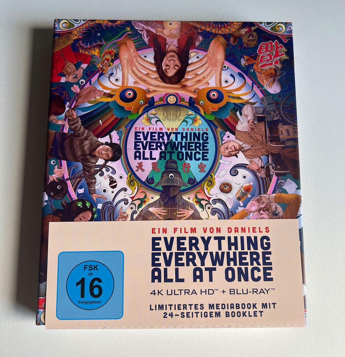 [Fotostrecke] Everything Everywhere All At Once (4K Ultra HD Blu-Ray & Blu-Ray) Limited Mediabook Edition
